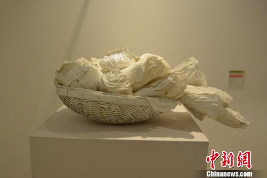 艺术家沈允庆作品《菜篮子》　