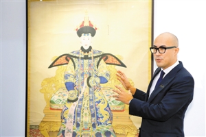 《纯惠皇贵妃朝服像》 