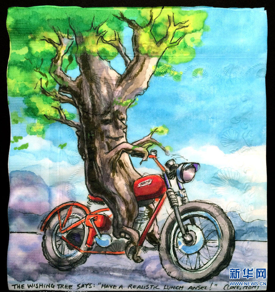 美国妈妈多年坚持在儿子的纸巾上画卡通画