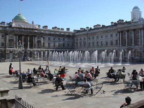 萨默塞特宫，伦敦 图片：Photo London