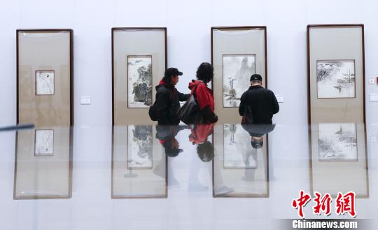 中国美术馆呈现江苏省美术馆藏新金陵画派精品展