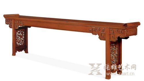  明末清初黄花梨夹头榫管脚枨独板面大翘头案以2185万元成交