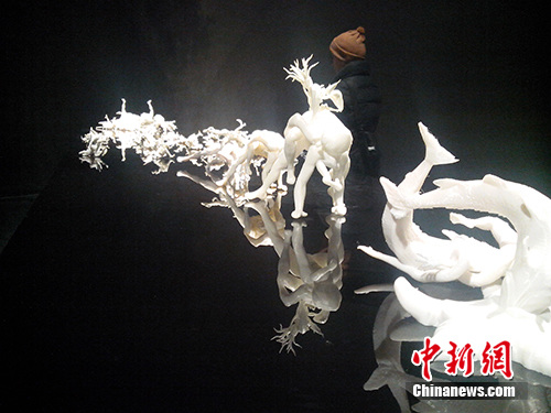 “走向西部Ⅱ·触底”展览现场