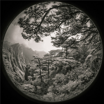 鱼眼镜头下的中国水墨“山水画”