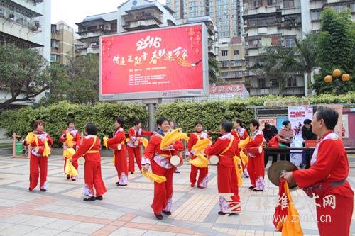“2016传递正能量 春联送万家”活动现场