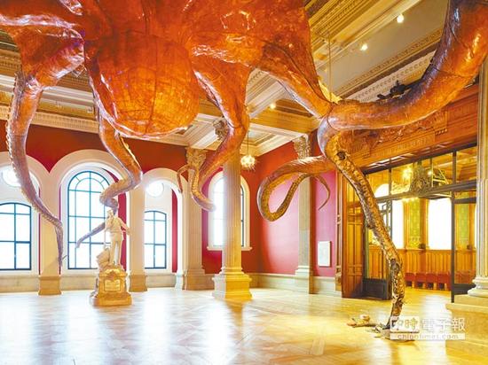 中国艺术家黄永砯2010年的作品《乌贼》，将于卡达多哈的阿尔里瓦克展览馆展出。（图片版权cADAGP黄永砯，Andre Morin摄。黄永砯和巴黎kamel mennour画廊提供）