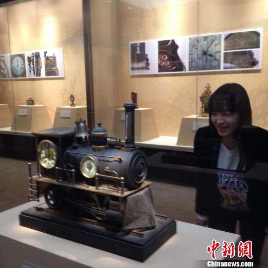 轮行刻转：清宫旧藏钟表的一次集中展示