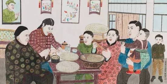 十年前只是个普通老人的她 如今把画挂到法国画廊