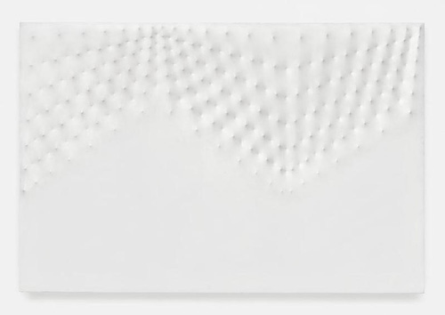 恩里克·卡斯特拉尼　　图片： Dominique Levy， New York
