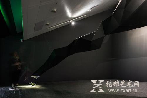 郑路作品《心外无事》