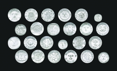  即将于香港苏富比拍卖的毕加索24件银盘