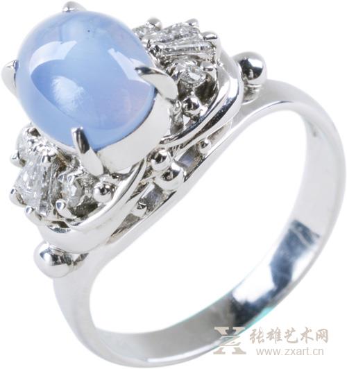 201. 天然星光蓝宝石配钻石戒指（戒托采用铂金材质）  无底价 