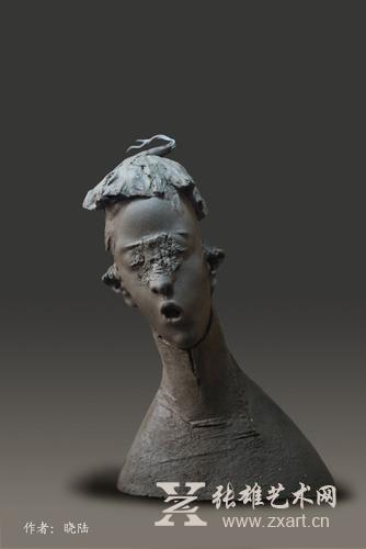  10.雕塑 晓陆“小人物”系列《雨季》 树脂着色  25x10x45cm 2013