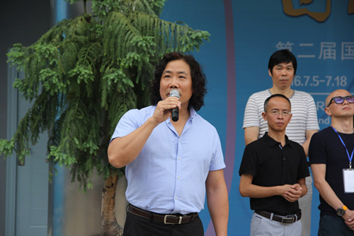 中央美术学院副教授唐承华
