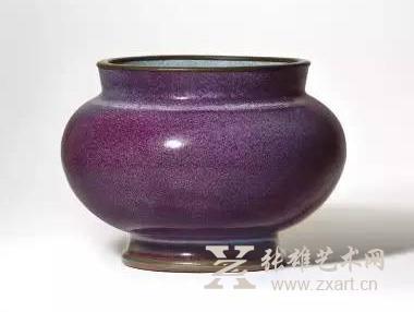 7.元/明初 均窑玫瑰紫釉尊「三」字款