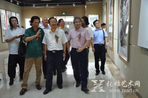 庄毓聪大写意花鸟画全国巡回展（济南站）隆重揭幕