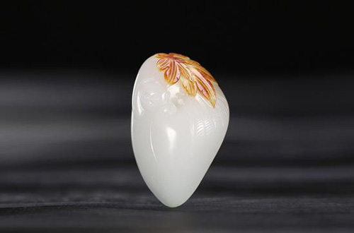吴金星 和田玉籽料一夜封侯挂件 　　4.3×2.8×1.6cm 26.4g