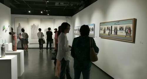 首届中新当代艺术交流展：聚焦城市艺术与发展
