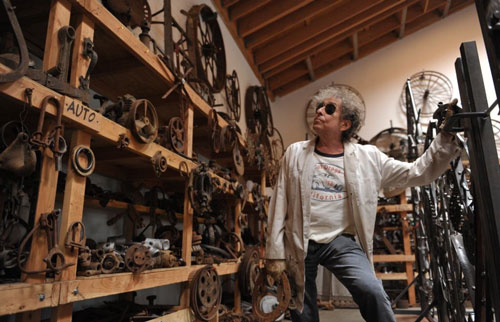  圣莫妮卡(Santa Monica)工作室里的鲍勃·迪伦(Bob Dylan)，2013年。图片：© John Shearer