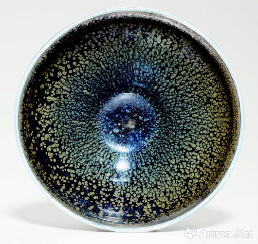   南宋建窑“油滴天目”茶盏