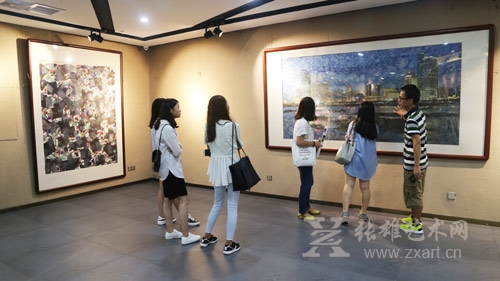 厦门理工学院64名师生参观张雄书画院 