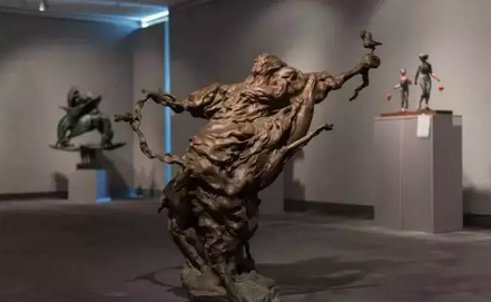 贺文进《八大山人》90×130×140cm