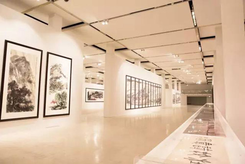   “太璞如琢——崔如琢艺术俄罗斯巡展”在莫斯科马涅士国家展览中心展出