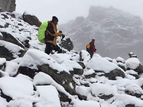 第七次进藏区采风写生——雪山王国·珠峰东坡