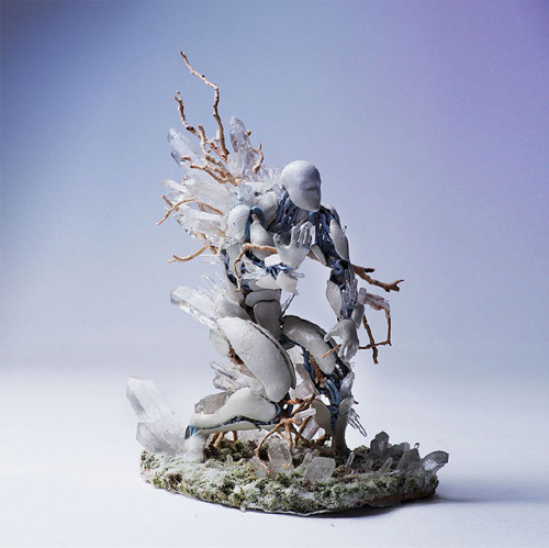用3D打印和手工制作出与人体共生的树木
