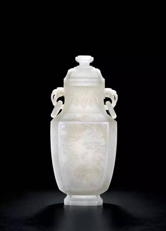 Lot 3228 白玉鹤纹六方瓶 　　成交价：RMB 2，300，000
