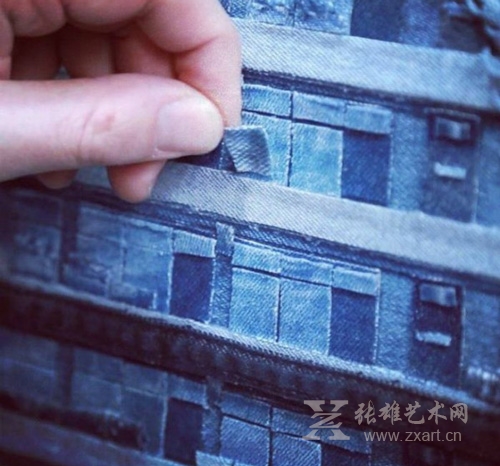 搞事情！艺术家用破牛仔裤徒手画起了画