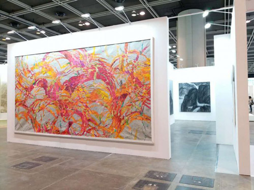         艺术门展位