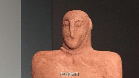 6000年前沙特人形石碑 堪称"表情包"