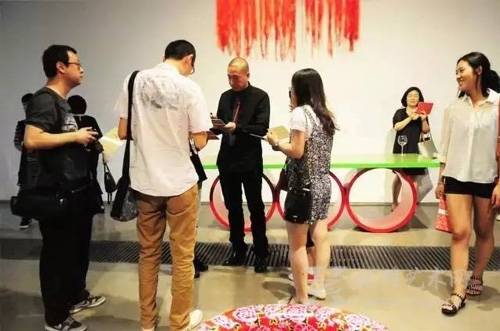 《红配绿》展览现场