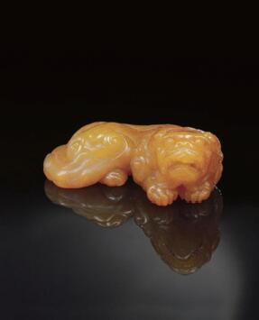   杨玉璇田黄瑞狮纸镇