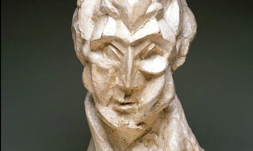  毕加索创作于1909年的《女性（Fernande Olivier）人头像》。图片来源：Tom Jenkins / Raymond and Patsy Nasher Collection，Nasher Sculpture Center，Dallas