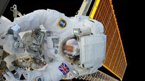 蒂姆•皮克的太空漫步 European Space Agency via Getty Images