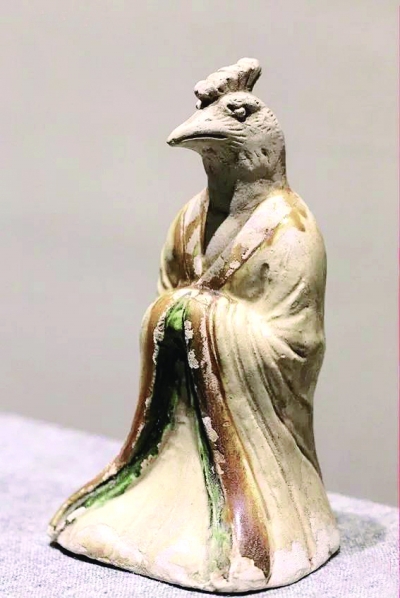 唐三彩生肖俑鸡