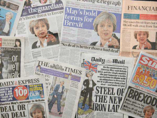 英国首相梅伊日前发表演说，强调脱欧的坚定立场与评估中的配套措施。图/取自Leon Neal/Getty Images。