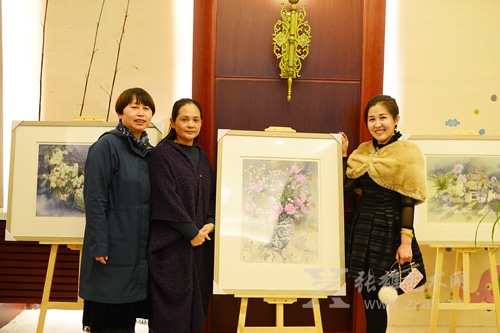 方丽芬与收藏家