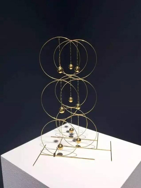 福斯托·梅洛蒂作品《雕塑G（九个圆圈）》，1967(1972)年