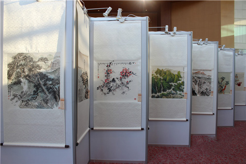 十邑同懷——閩都文化書畫攝影藝術作品巡回展活動現場。