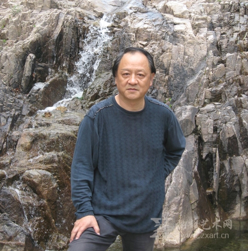 房新泉