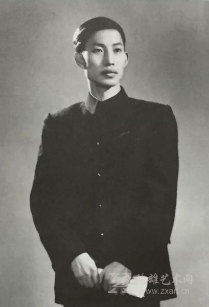 1956年，求学于中央美术学院