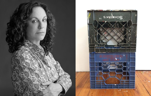 左：Deborah Kass。右：艺术家工作室里的牛奶箱。图片：致谢艺术家