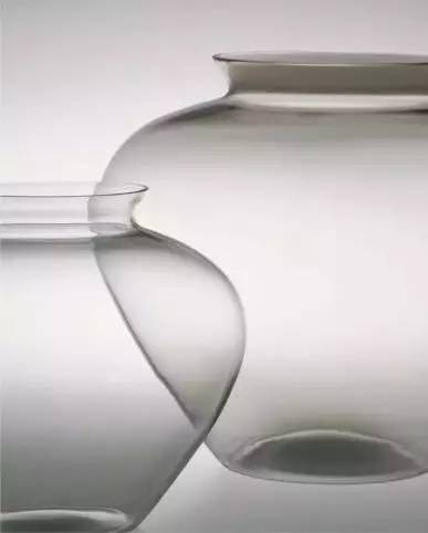   威廉·华根菲尔德,，花瓶， 1935 年 Wilhelm Wagenfeld, Vase, 1935
