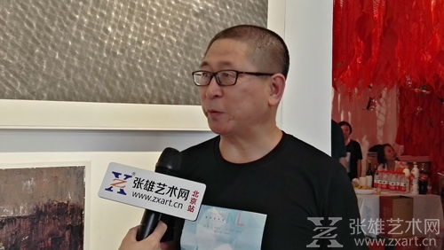 张雄艺术网采访画展评委 、参加展览艺术家张朝晖