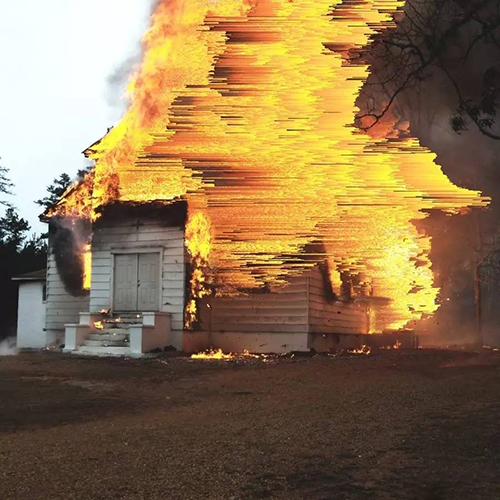 贾科莫·卡马诺拉教堂火焰2014年