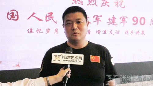 在厦豫籍战友代表张会华接受采访