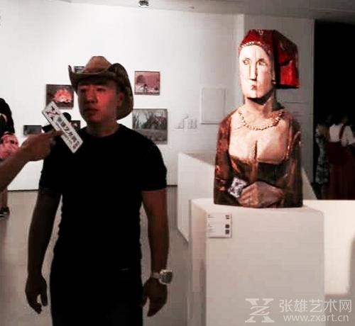 艺术家 冯一尘接受采访